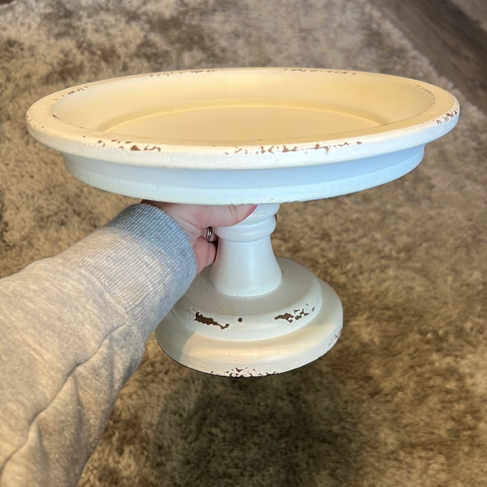 Pedestal Tray Stand